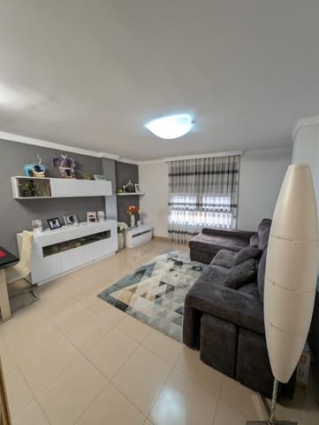 4 bedroom Flat for rent in Tavernes de la Valldigna - € 670 (Ref: 9285170)