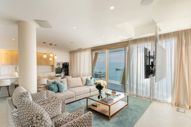 3 sovrum Lägenhet till salu i Playa Poniente, Benidorm med pool - 1 170 000 € (Ref: 9312820)