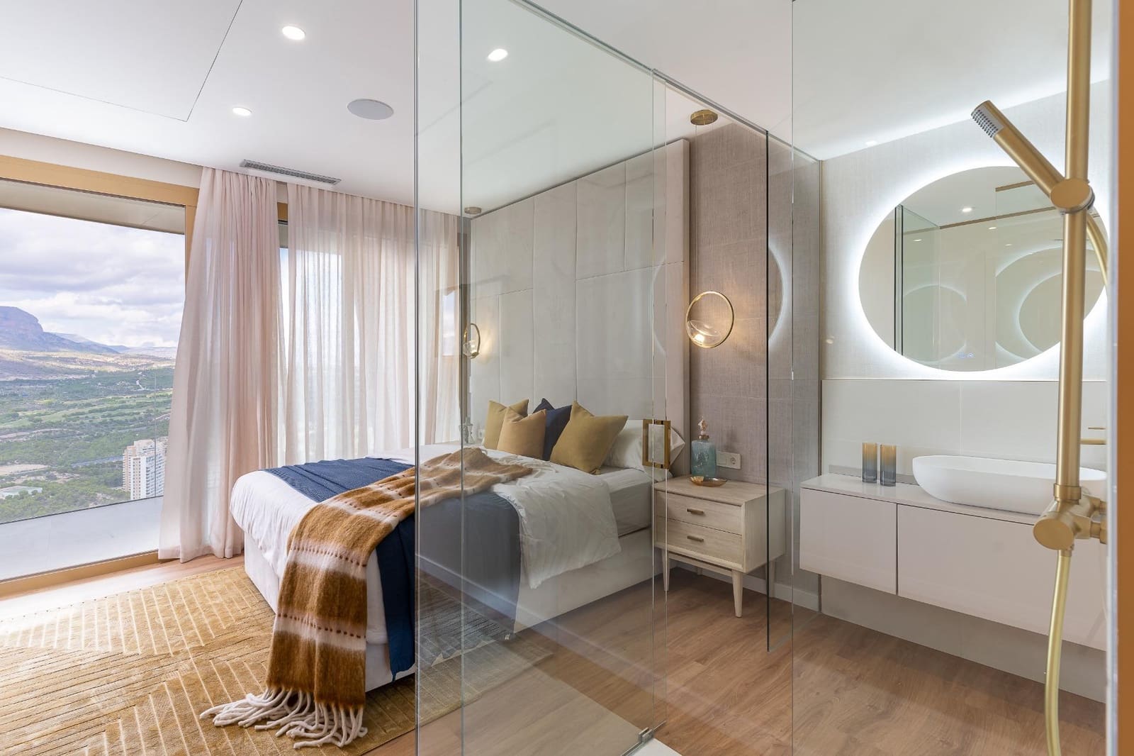 3 quarto Apartamento para venda em Benidorm com piscina - 1 065 000 € (Ref: 9312822)