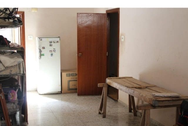 Commercieel te koop in Tavernes de la Valldigna met garage - € 45.000 (Ref: 9348403)