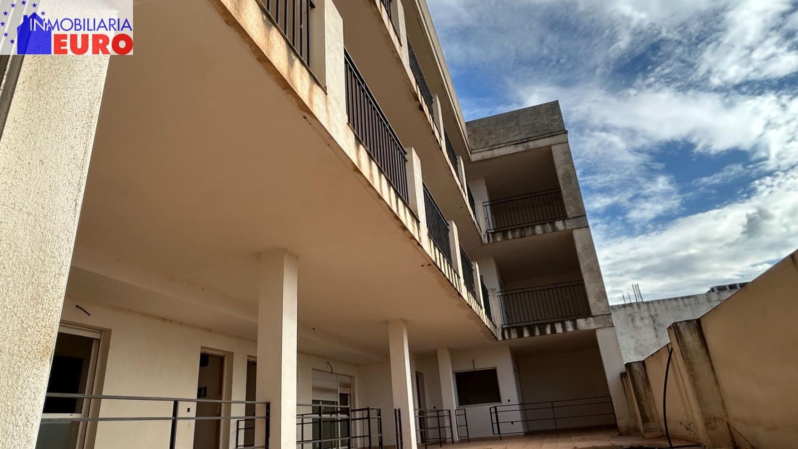 Leilighet til salgs i Benifaio med garasje - € 1 181 500 (Ref: 9360415)