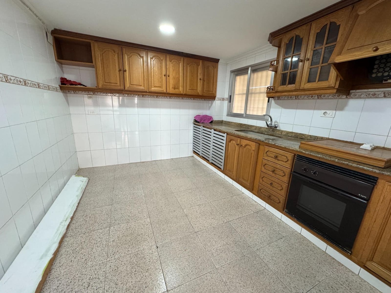 Kommersiell till salu i Tavernes de la Valldigna - 85 000 € (Ref: 9367448)