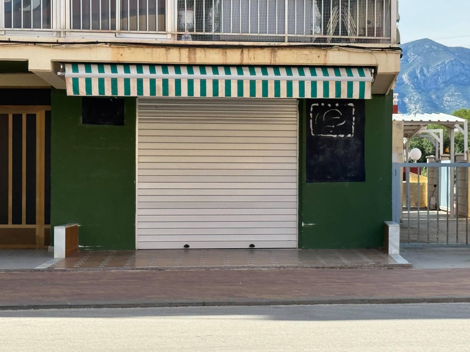 Local Comercial en Tavernes de la Valldigna en venta - 85.000 € (Ref: 9367448)