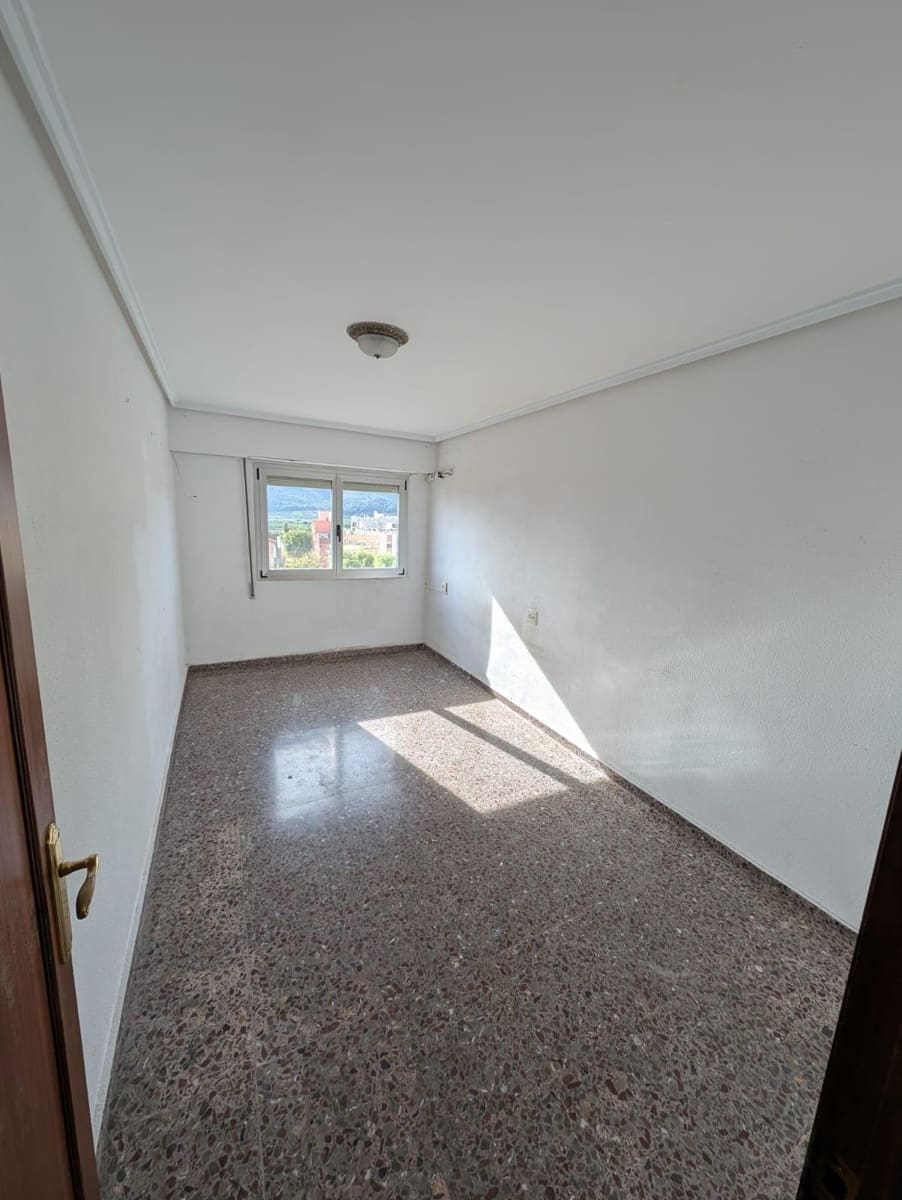 3 sovrum Lägenhet till salu i Tavernes de la Valldigna med garage - 118 000 € (Ref: 9373815)