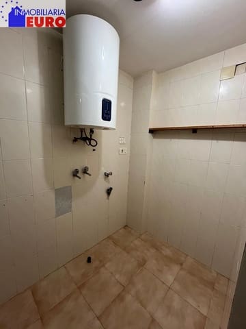 Piso de 3 habitaciones en Tavernes de la Valldigna en venta con garaje - 118.000 € (Ref: 9373815)