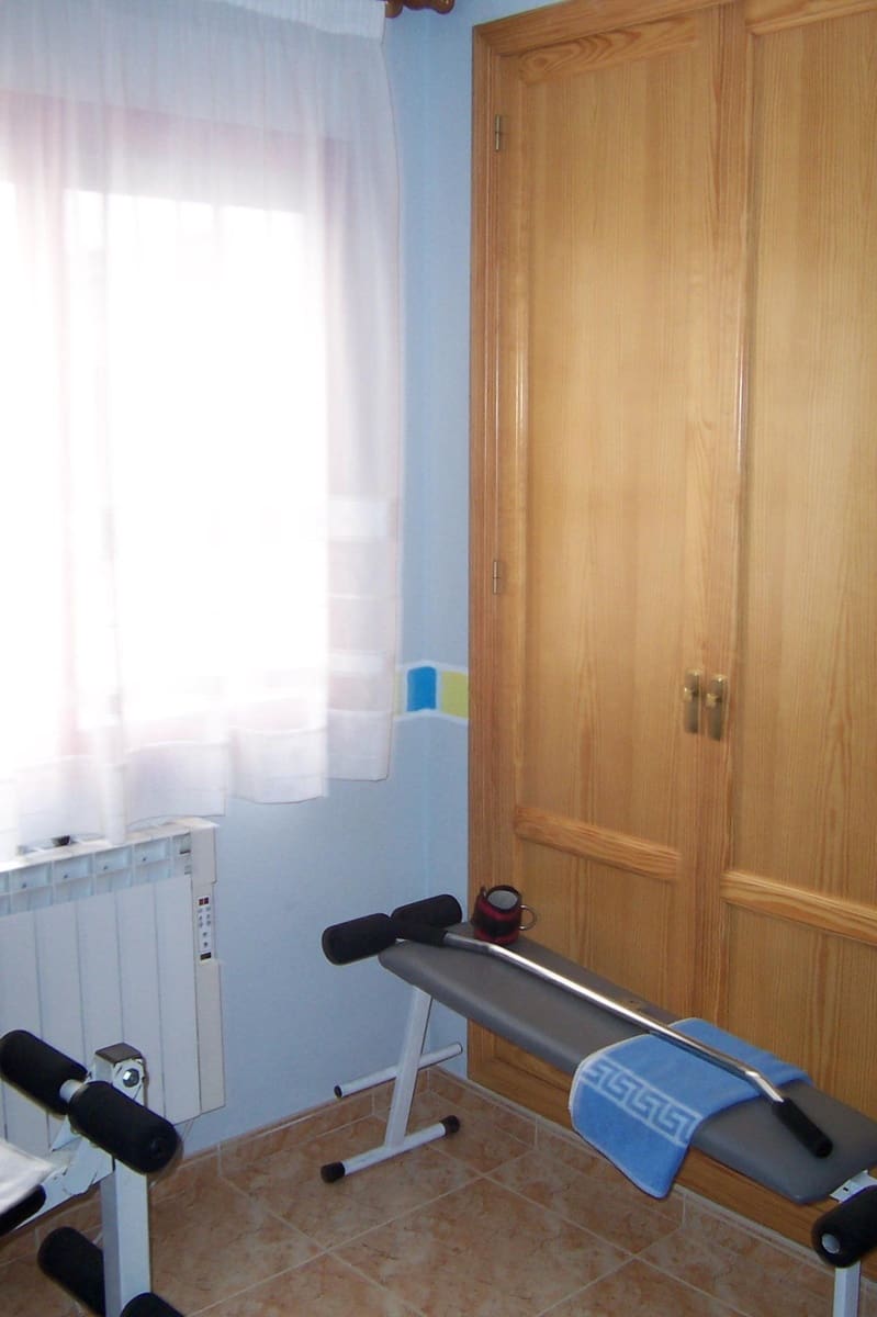 3 slaapkamer Flat te koop in Tavernes de la Valldigna met garage - € 120.000 (Ref: 9400878)