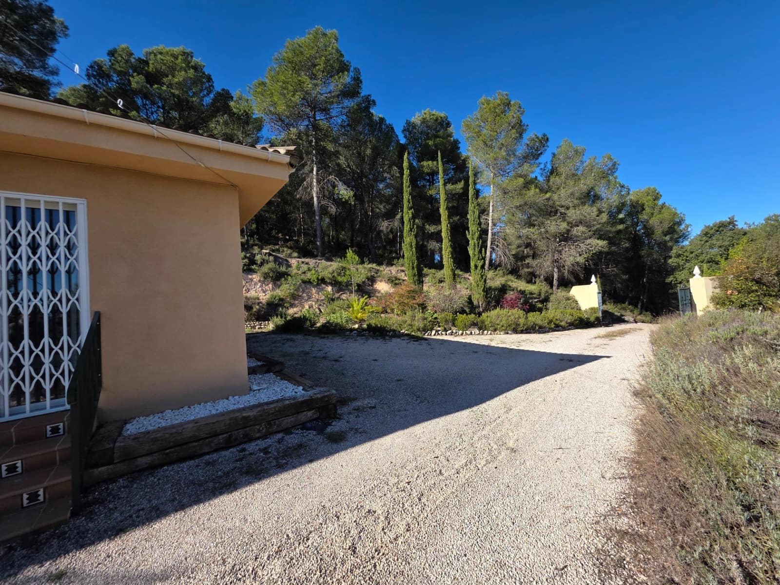 3 bedroom Finca/Country House for sale in Cocentaina with garage - € 210,000 (Ref: 9414049)