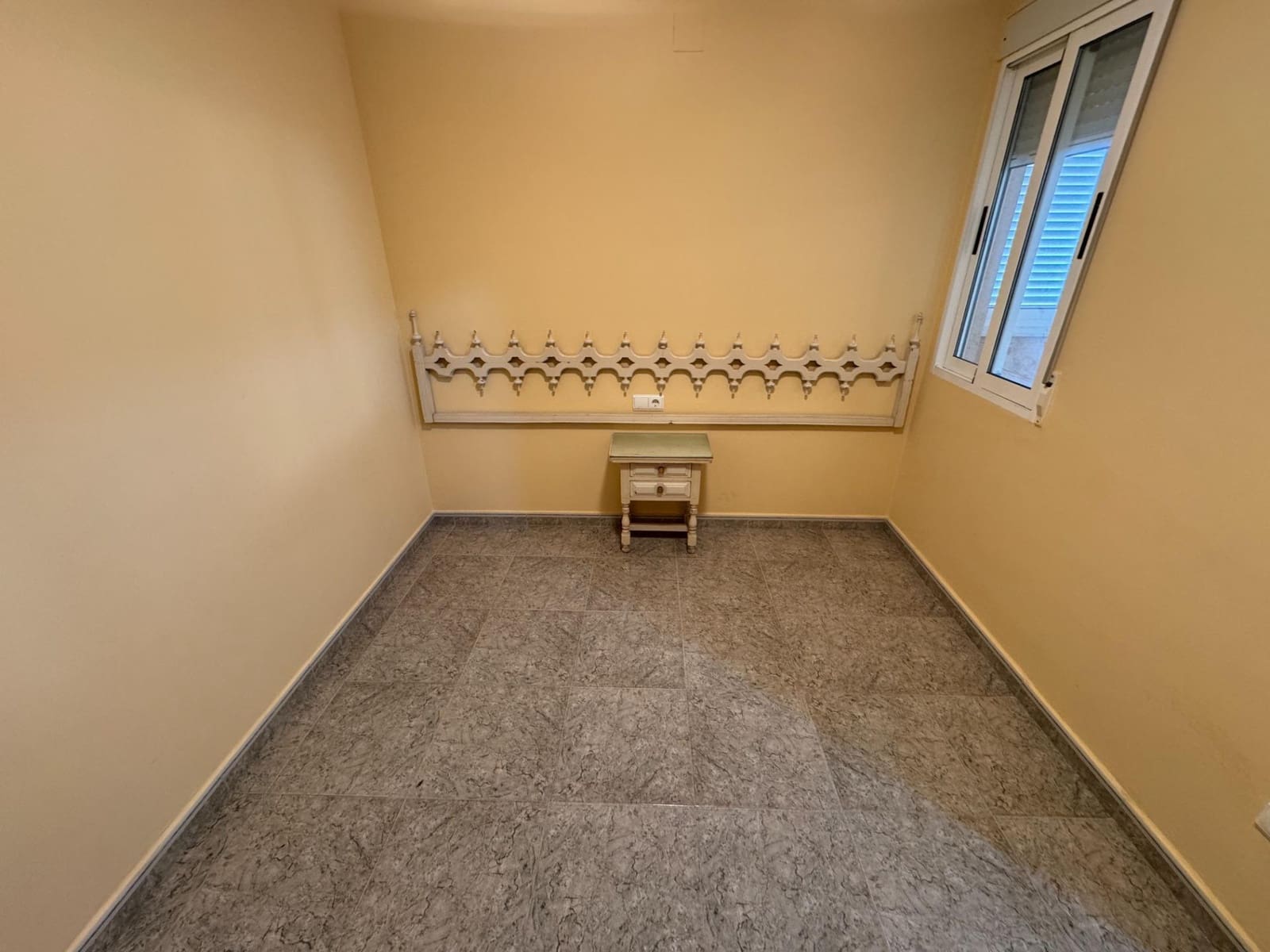 3 bedroom Apartment for sale in Tavernes de la Valldigna with pool - € 159,500 (Ref: 9462037)