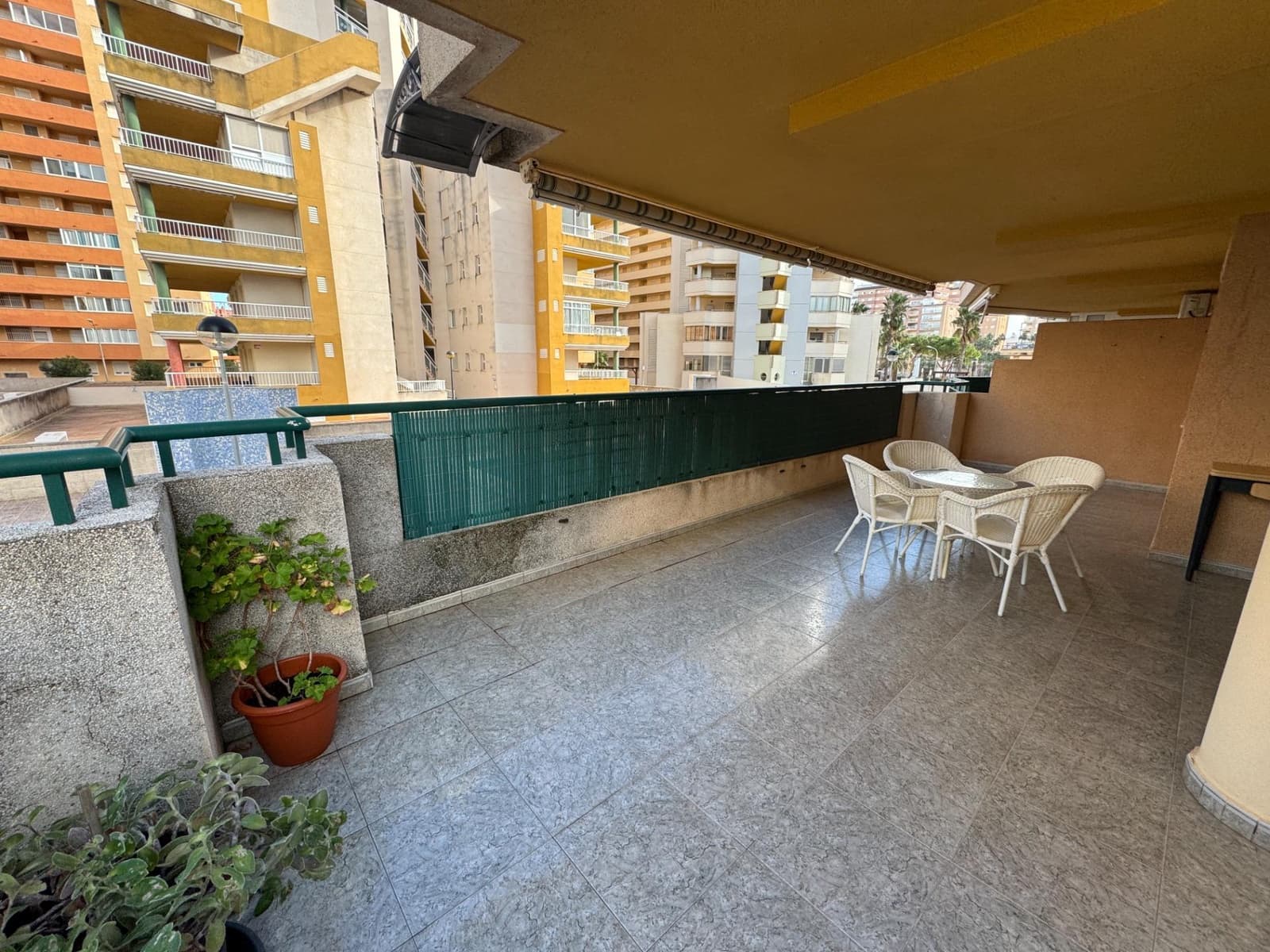 3 bedroom Apartment for sale in Tavernes de la Valldigna with pool - € 159,500 (Ref: 9462037)