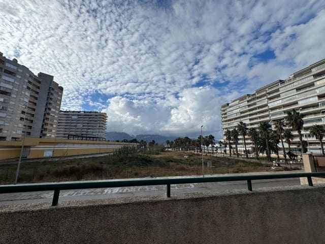 3 quarto Apartamento para venda em Tavernes de la Valldigna com piscina - 159 500 € (Ref: 9462037)