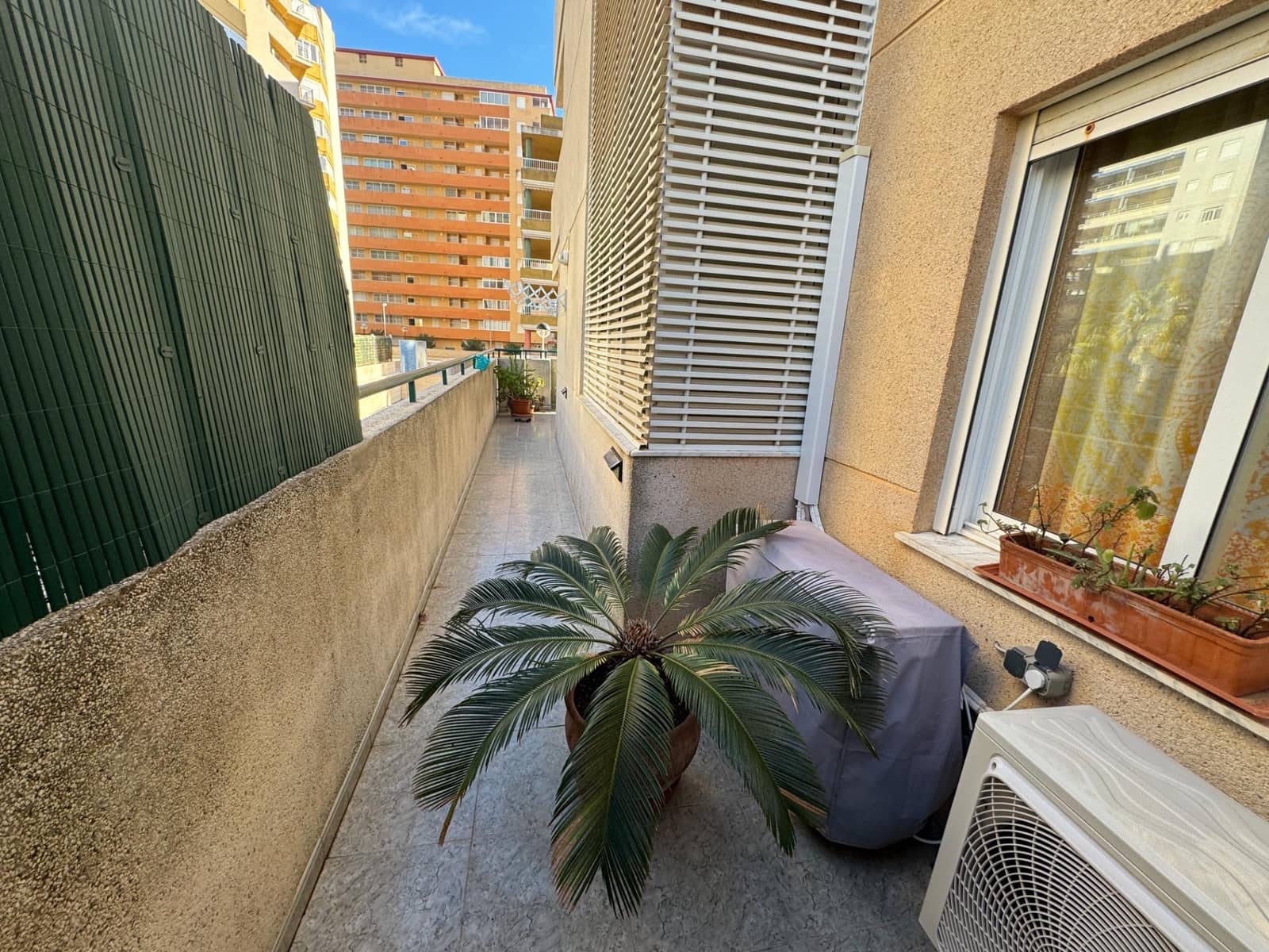 3 bedroom Apartment for sale in Tavernes de la Valldigna with pool - € 159,500 (Ref: 9462037)