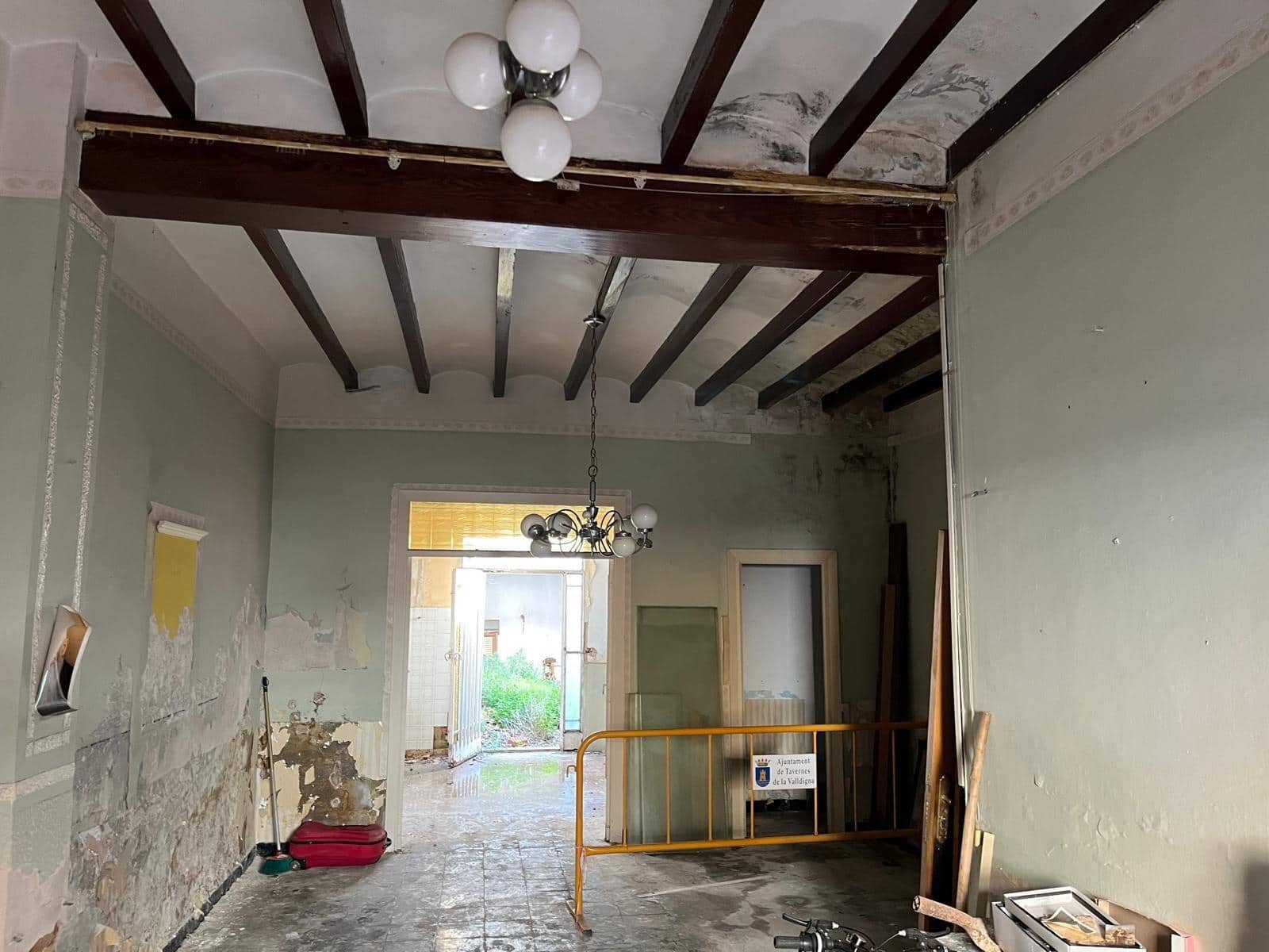 3 makuuhuone Omakotitalo myytävänä paikassa Tavernes de la Valldigna - 60 000 € (Ref: 9470999)