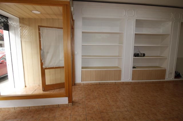 Kommersiell att hyra i Tavernes de la Valldigna - 450 € (Ref: 9488714)
