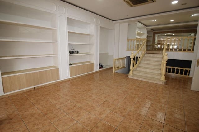 Kommersiell att hyra i Tavernes de la Valldigna - 450 € (Ref: 9488714)