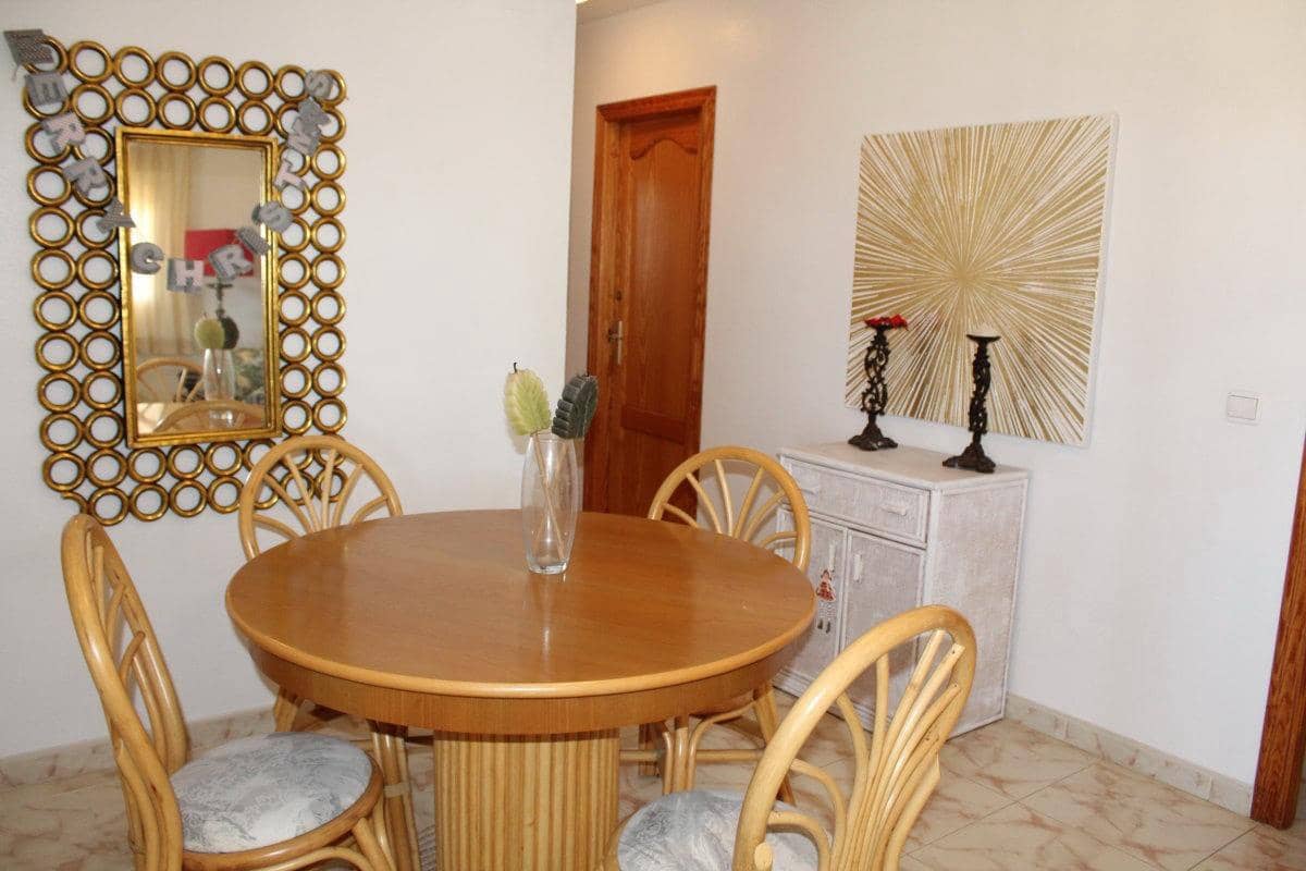 4 bedroom Apartment for sale in Tavernes de la Valldigna with pool - € 270,000 (Ref: 9491445)