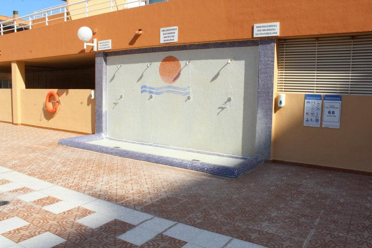 4 bedroom Apartment for sale in Tavernes de la Valldigna with pool - € 270,000 (Ref: 9491445)