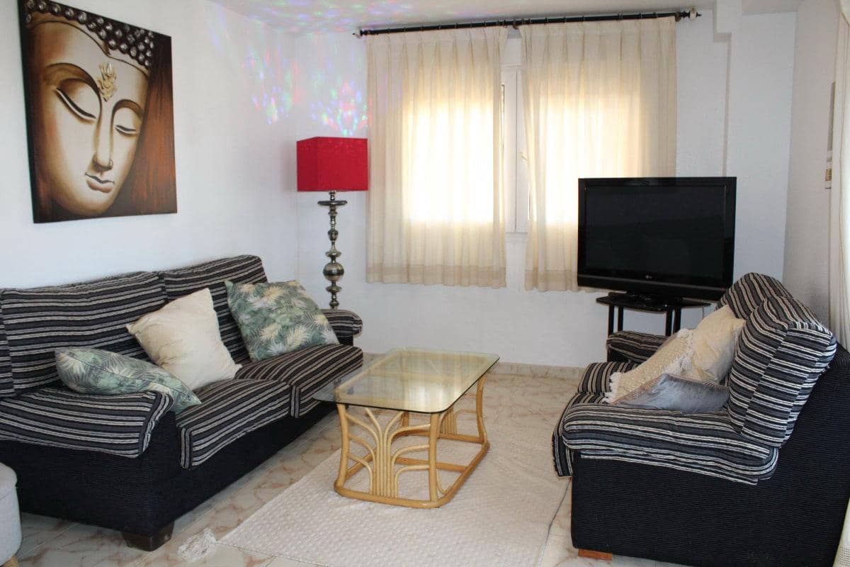 4 bedroom Apartment for sale in Tavernes de la Valldigna with pool - € 270,000 (Ref: 9491445)