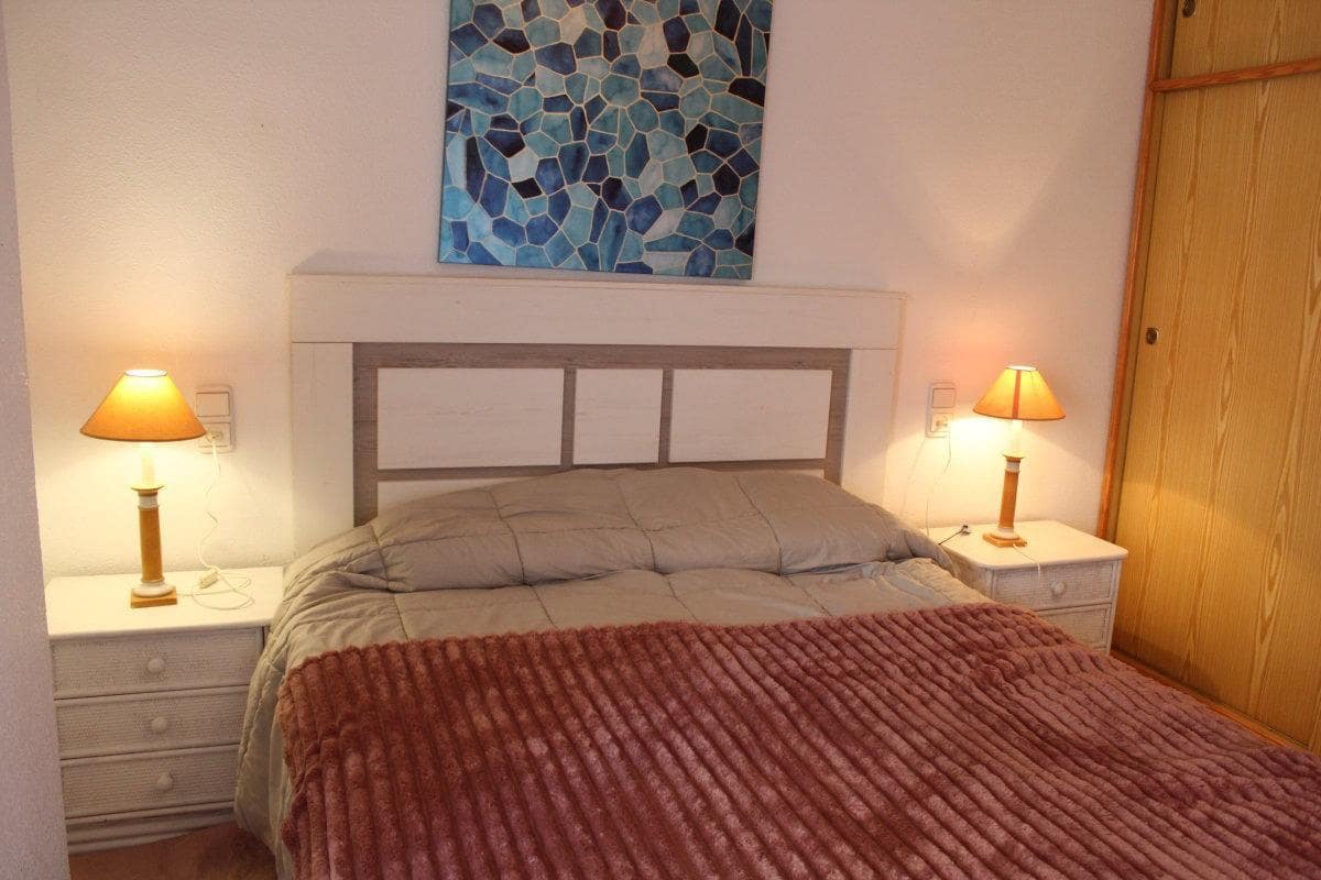 4 bedroom Apartment for sale in Tavernes de la Valldigna with pool - € 270,000 (Ref: 9491445)