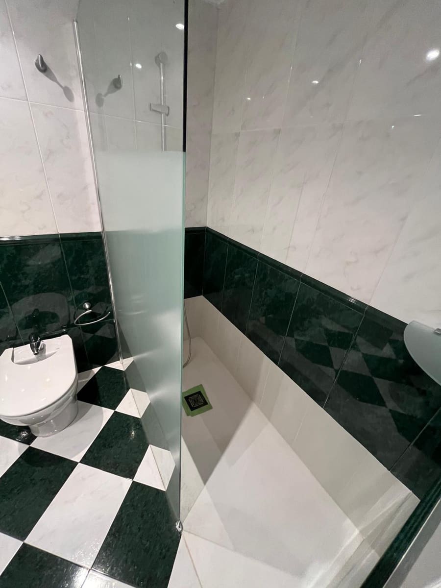 3 slaapkamer Flat te huur in Tavernes de la Valldigna - € 850 (Ref: 9548142)