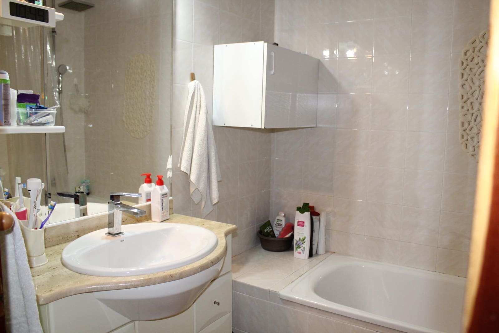 3 quarto Moradia em Banda para venda em Tavernes de la Valldigna com piscina garagem - 230 000 € (Ref: 9591216)