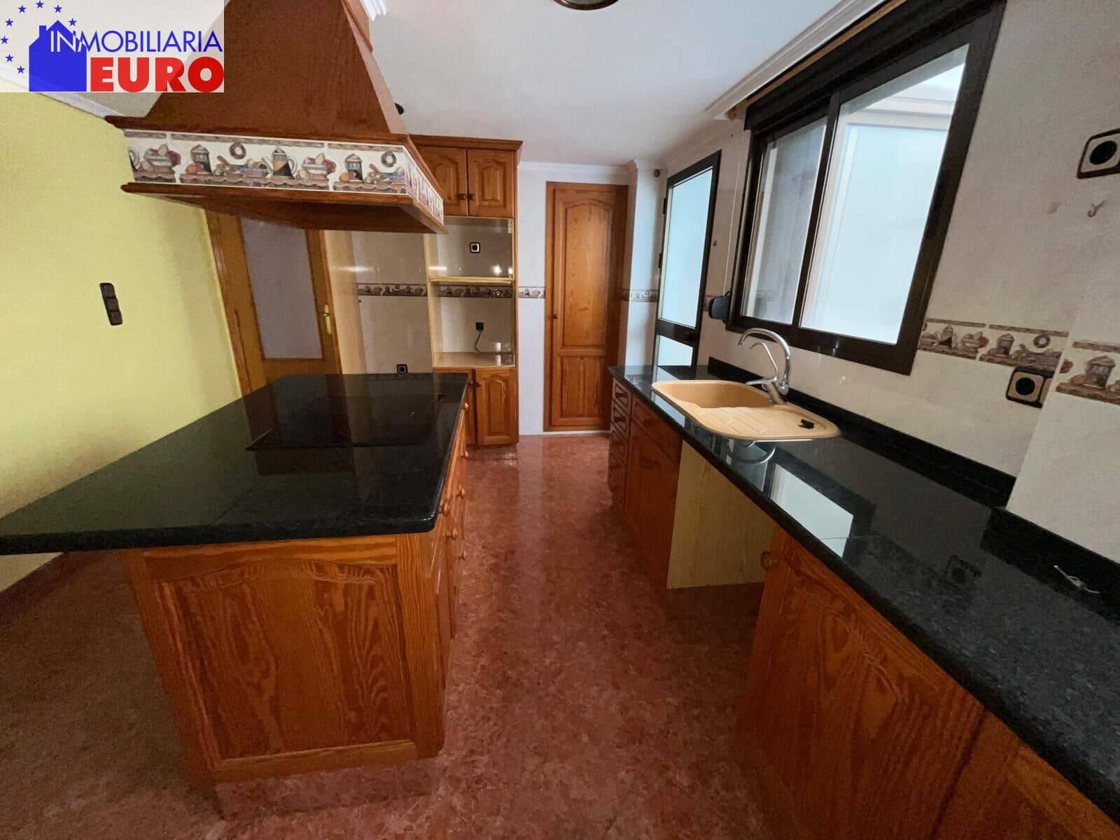 Piso de 3 habitaciones en Tavernes de la Valldigna en venta - 113.000 € (Ref: 9591217)