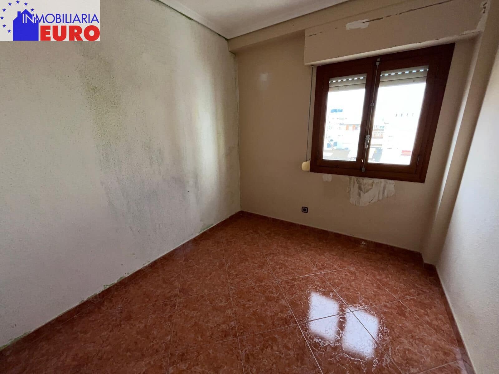 Piso de 3 habitaciones en Tavernes de la Valldigna en venta - 113.000 € (Ref: 9591217)
