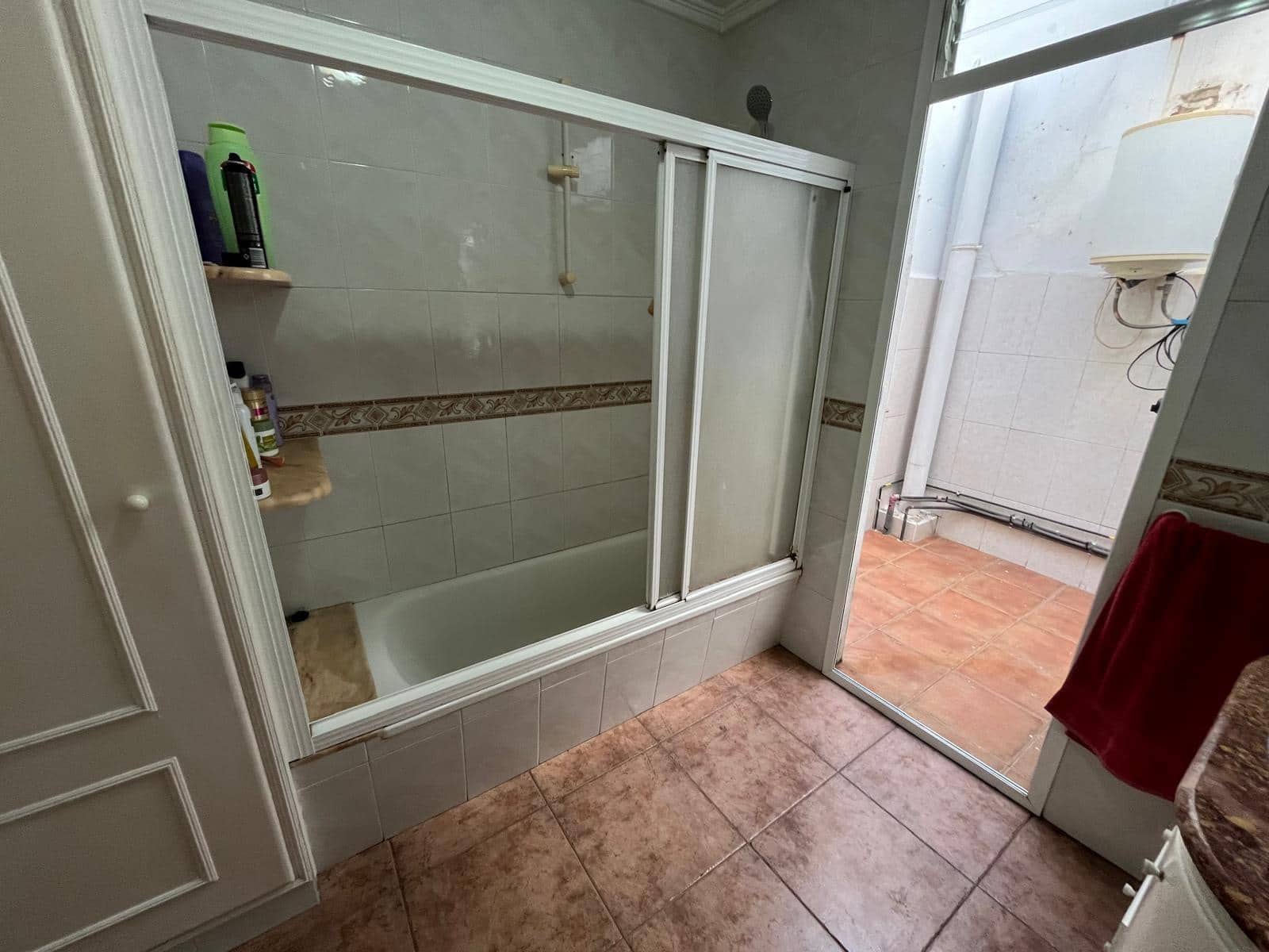 4 chambre Villa/Maison à vendre à Tavernes de la Valldigna avec garage - 300 000 € (Ref: 9591219)