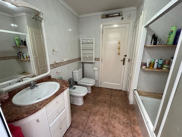 4 chambre Villa/Maison à vendre à Tavernes de la Valldigna avec garage - 300 000 € (Ref: 9591219)