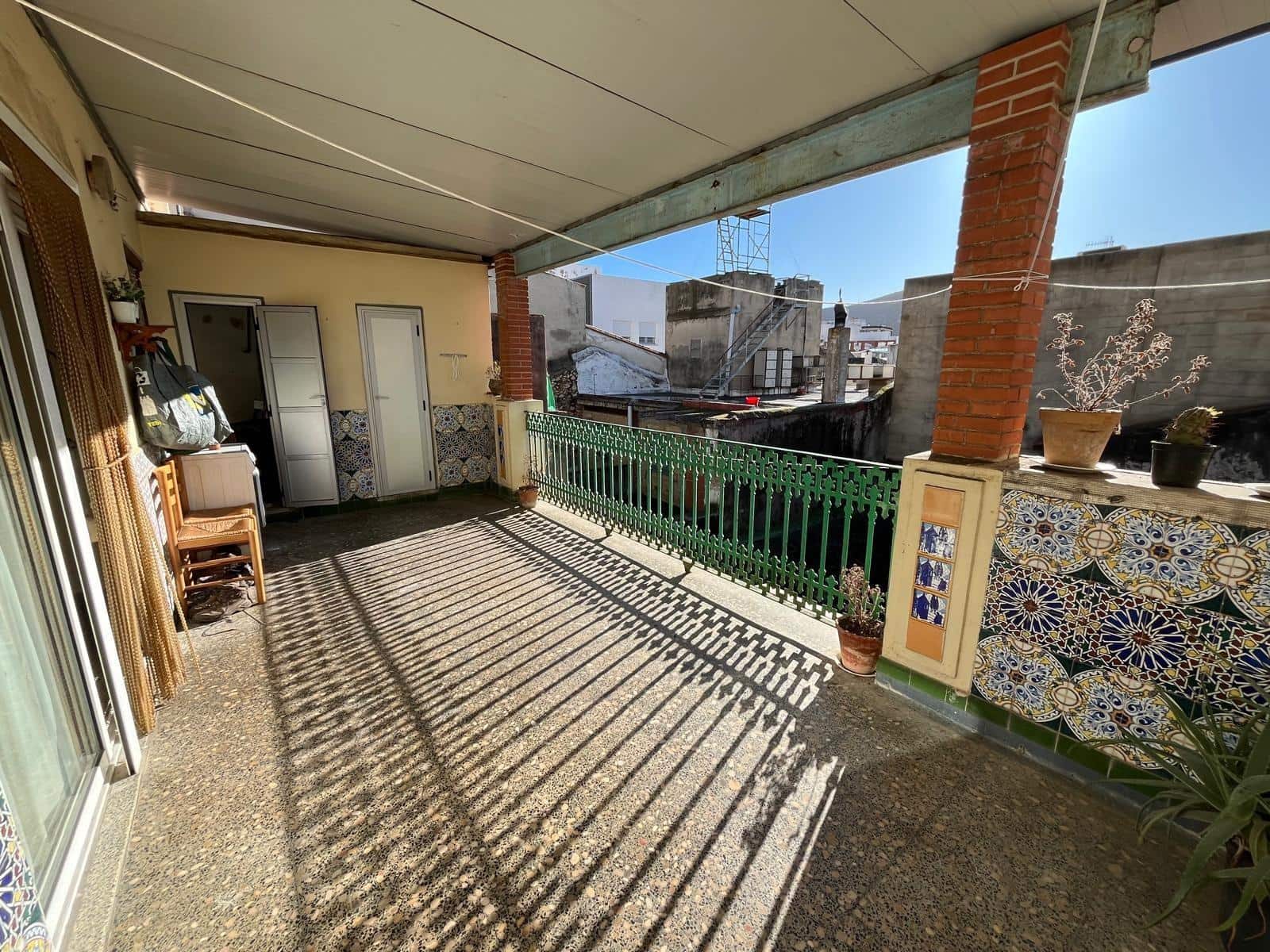 4 chambre Villa/Maison à vendre à Tavernes de la Valldigna avec garage - 300 000 € (Ref: 9591219)