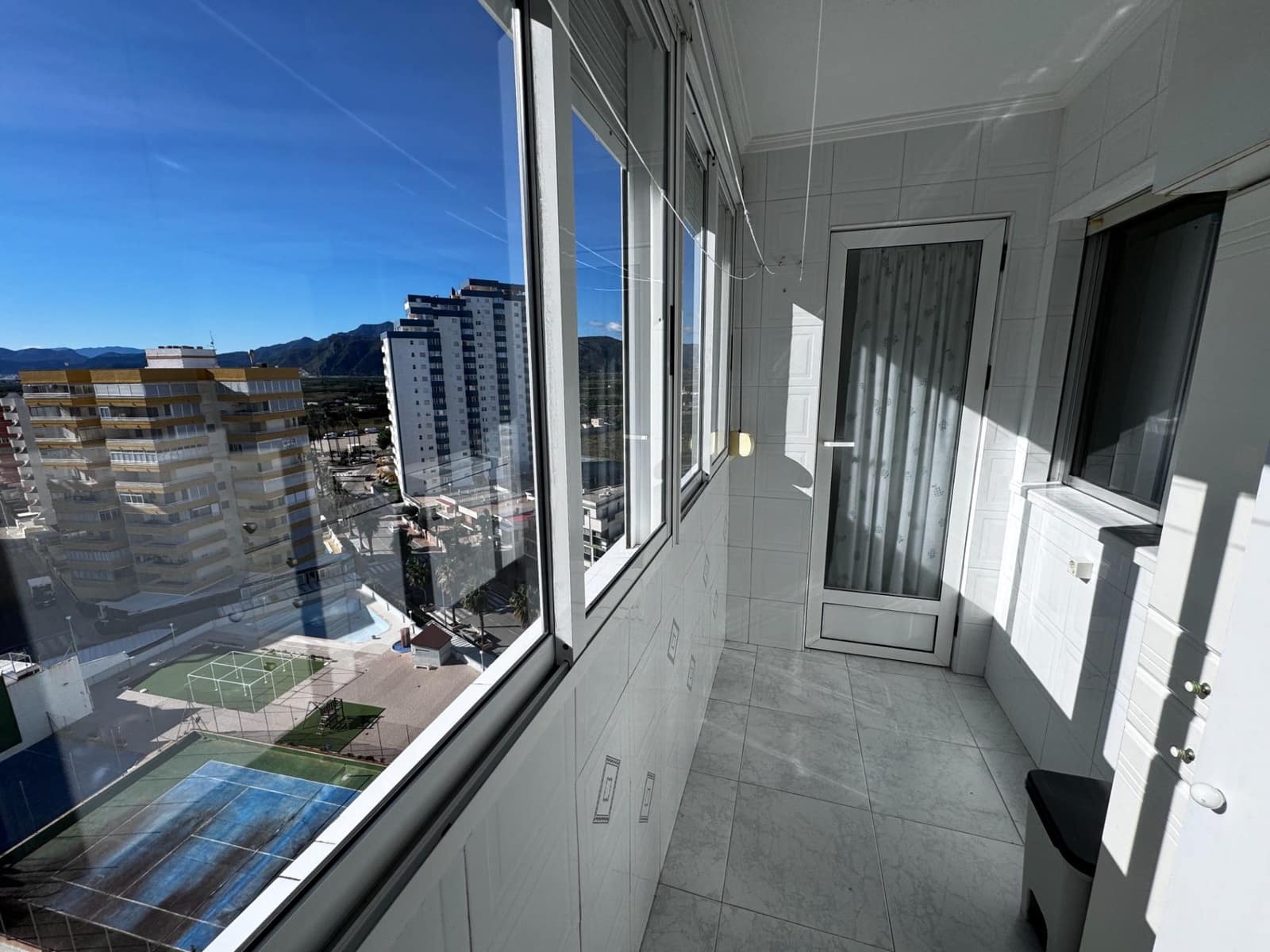 3 soveværelse Lejlighed til salg i Tavernes de la Valldigna med swimmingpool - € 240.000 (Ref: 9619172)