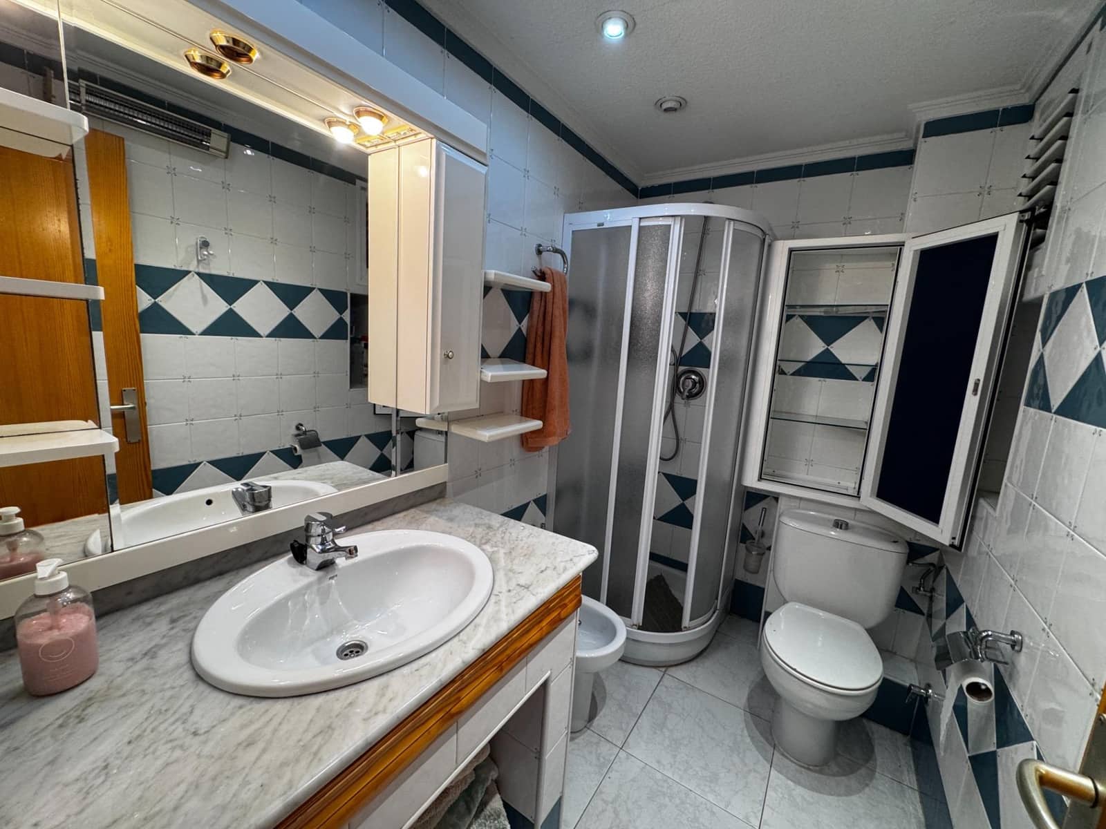 3 soveværelse Lejlighed til salg i Tavernes de la Valldigna med swimmingpool - € 240.000 (Ref: 9619172)