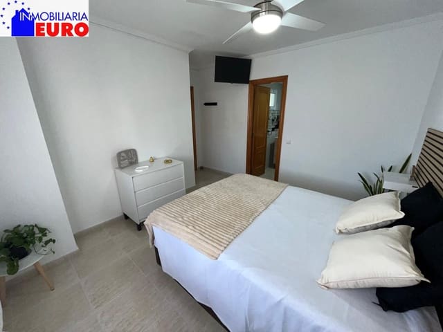 3 quarto Apartamento para venda em Tavernes de la Valldigna - 132 000 € (Ref: 9627448)
