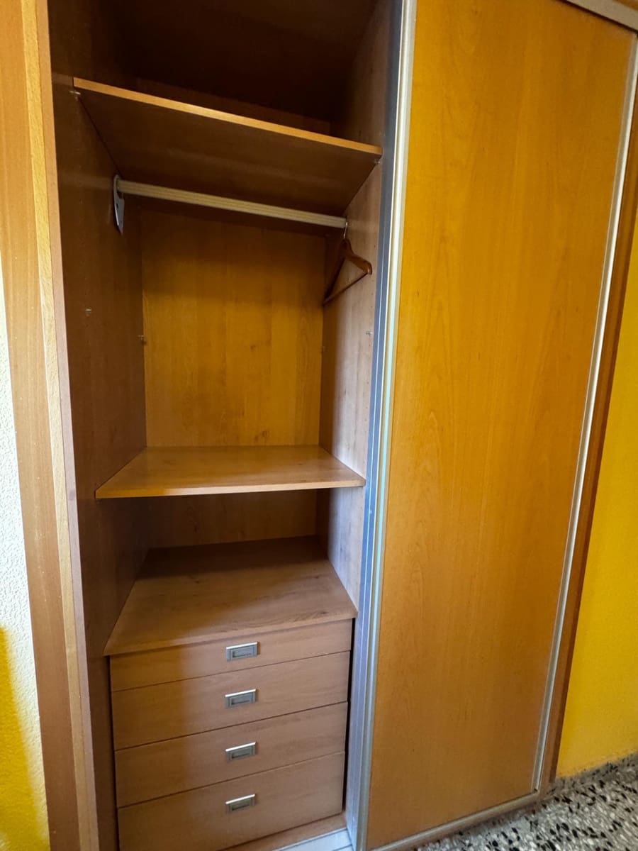 3 bedroom Apartment for sale in Tavernes de la Valldigna - € 140,000 (Ref: 9629911)