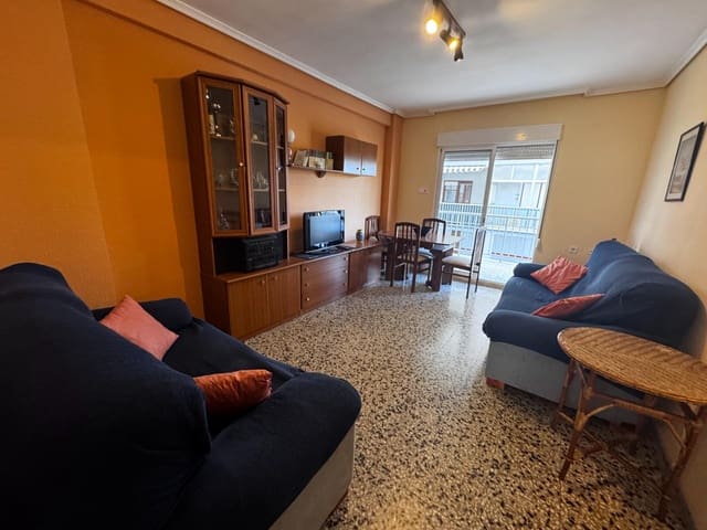 3 bedroom Apartment for sale in Tavernes de la Valldigna - € 140,000 (Ref: 9629911)