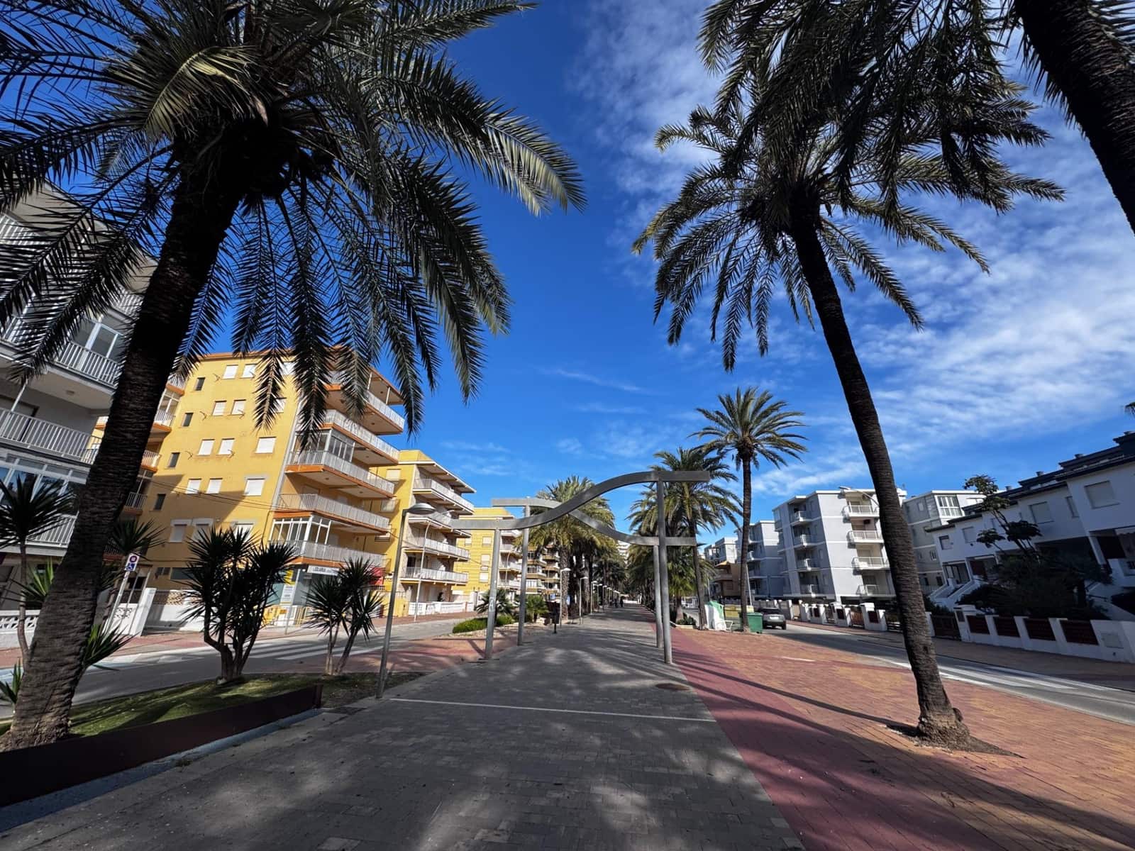 3 bedroom Apartment for sale in Tavernes de la Valldigna - € 140,000 (Ref: 9629911)