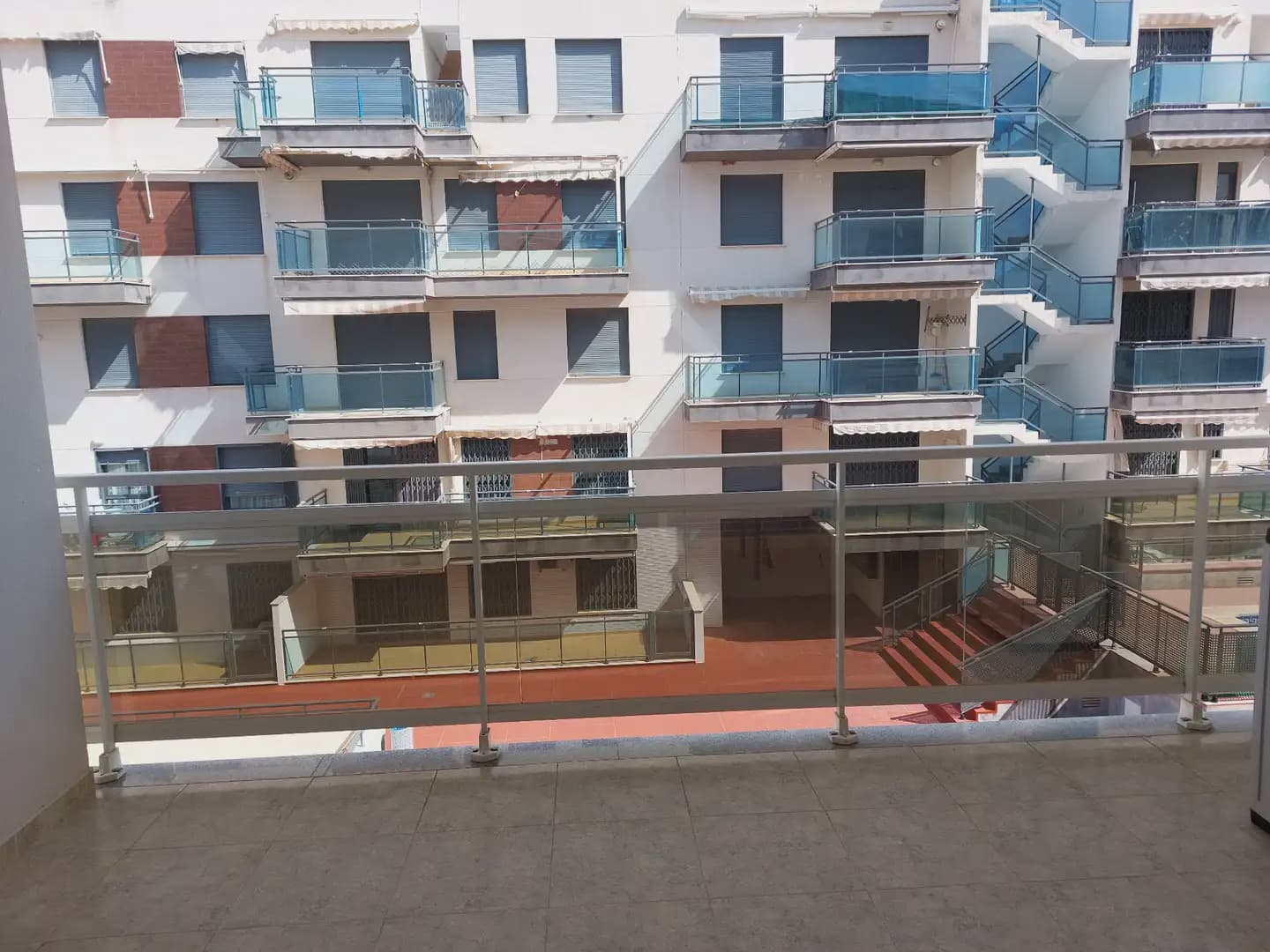 2 soveværelse Strandlejlighed til salg i Moncofa med swimmingpool garage - € 179.000 (Ref: 9756263)