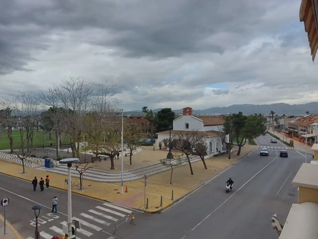 2 bedroom Apartment for rent in Moncofa with pool - € 1,200 (Ref: 9756276)