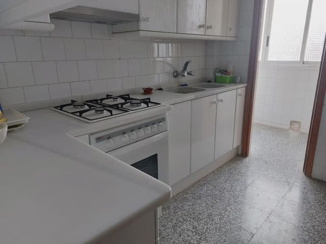 4 soverom Leilighet til salgs i La Vall d'Uixó - € 100 000 (Ref: 9756284)