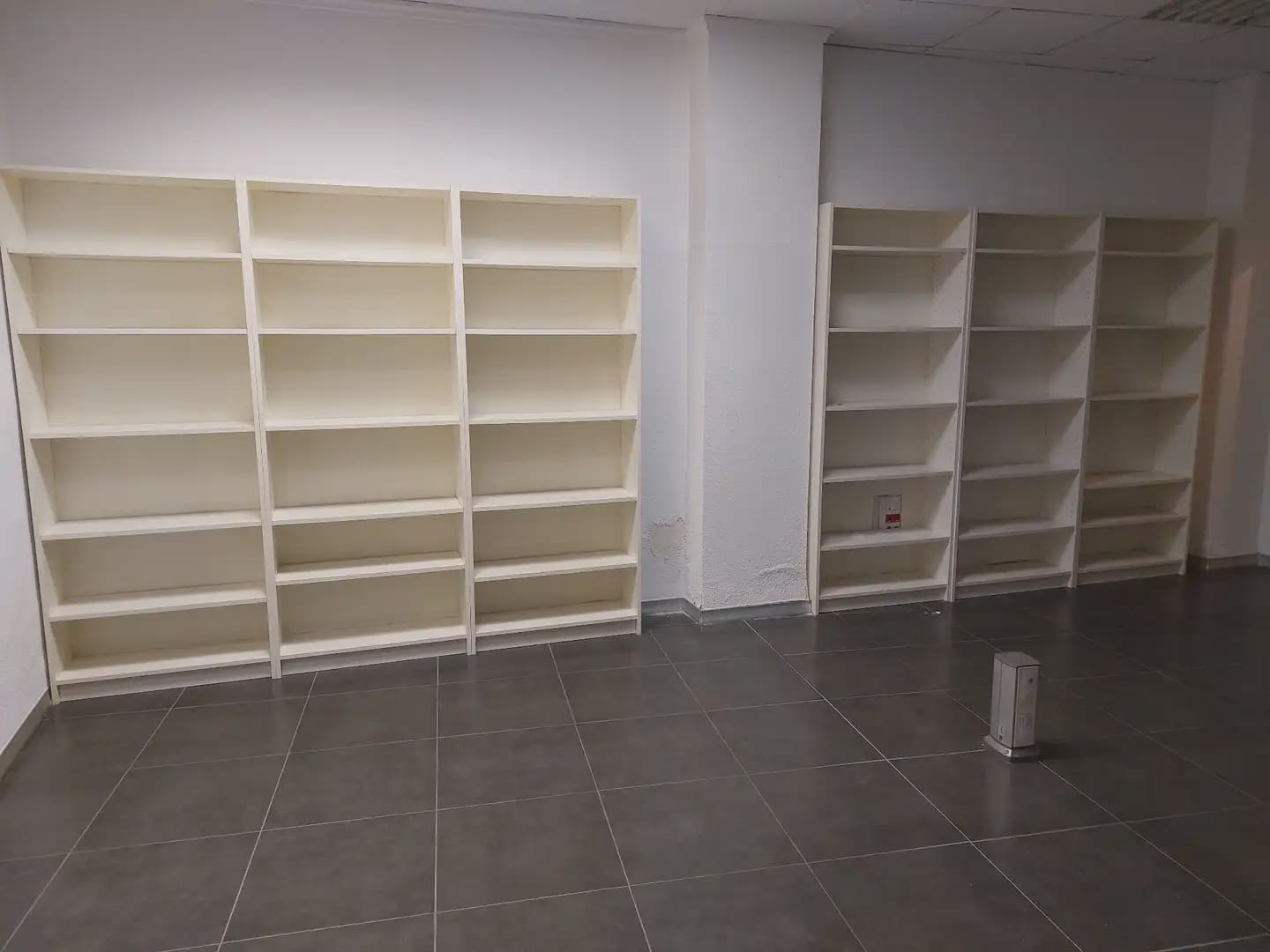 Commerciale in vendita in La Vall d'Uixo - 110.000 € (Rif: 9756286)