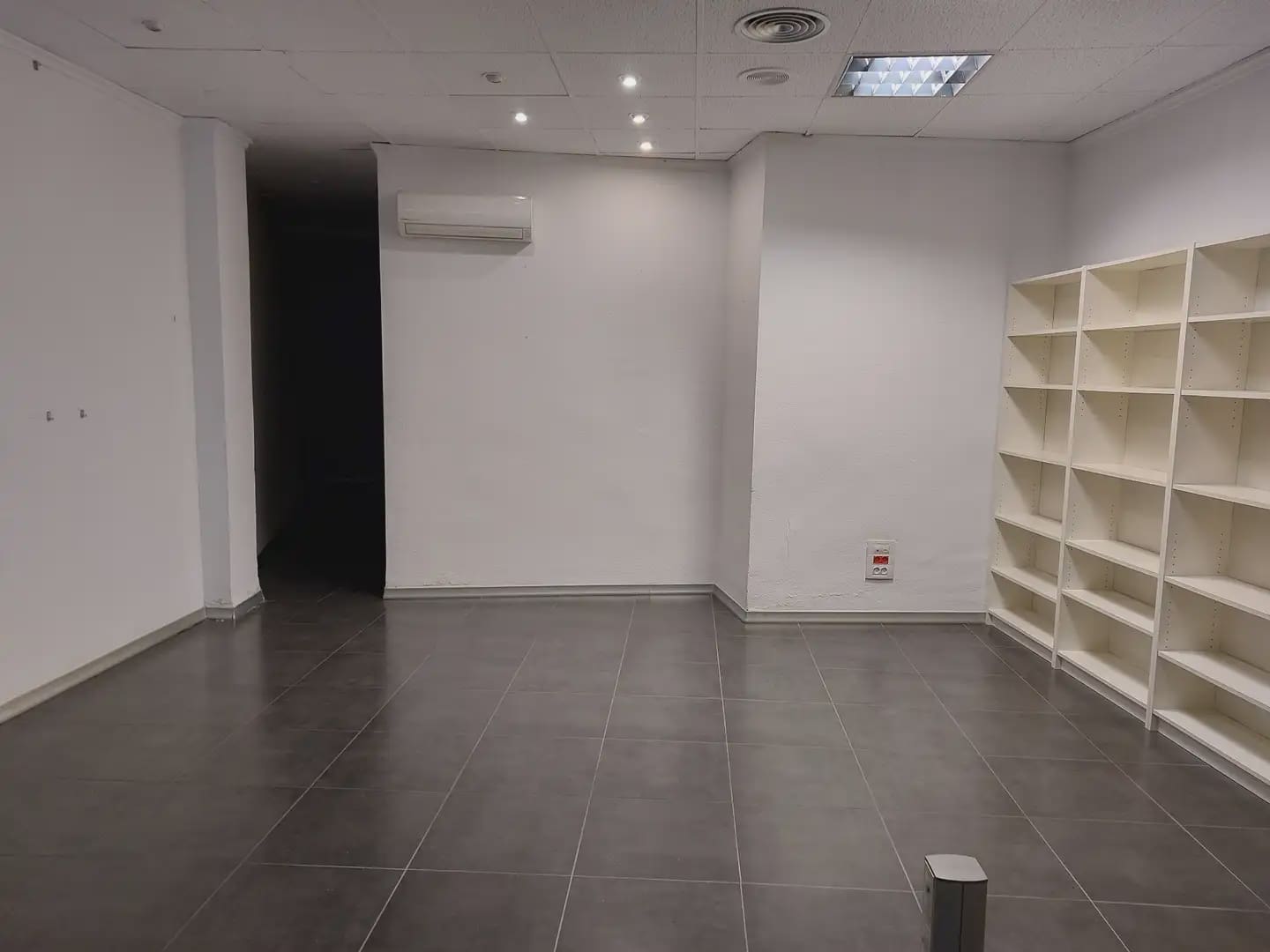 Commerciale in vendita in La Vall d'Uixo - 110.000 € (Rif: 9756286)