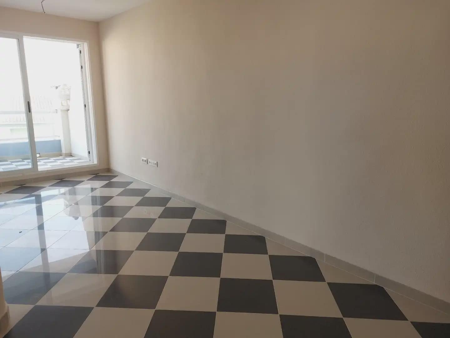 2 soverom Strandleiligheter til salgs i Moncofa med svømmebasseng garasje - € 150 000 (Ref: 9758141)