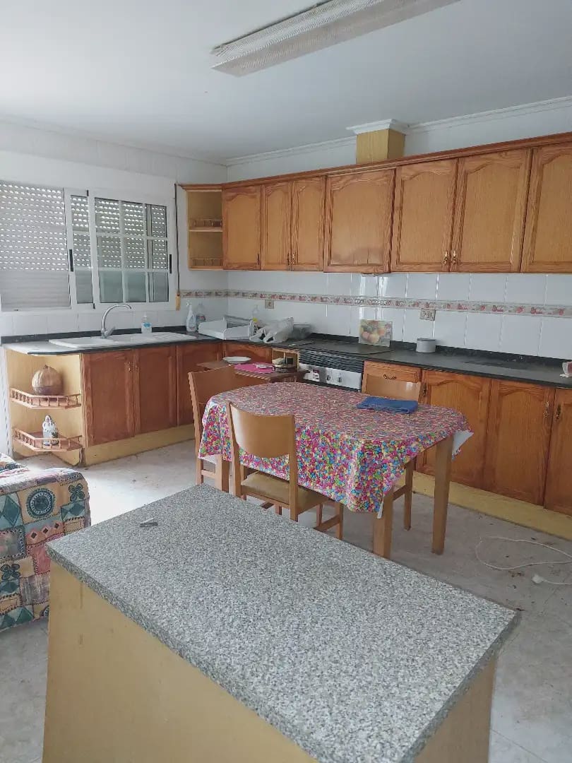 5 bedroom Townhouse for sale in Moncofa - € 160,000 (Ref: 9763955)