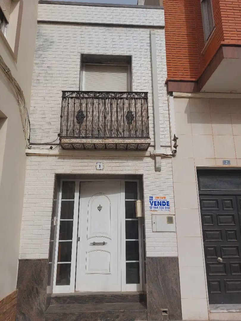 5 bedroom Townhouse for sale in Moncofa - € 160,000 (Ref: 9763955)