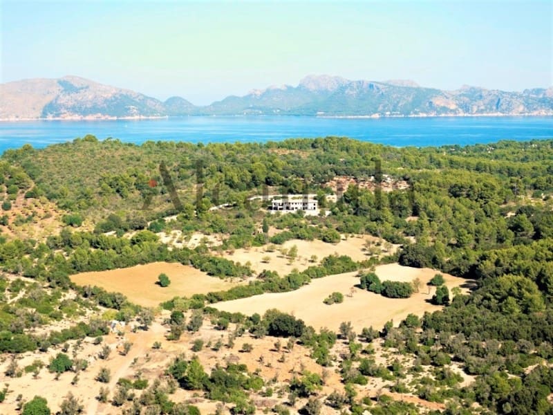 6 soveværelse Villa til salg i Alcudia med swimmingpool garage - € 11.000.000 (Ref: 3111534)