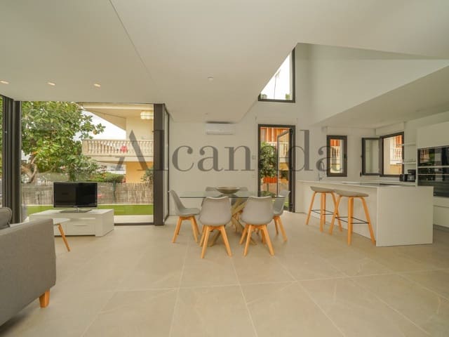 3 soverom Villa til salgs i Platja d'Alcúdia, Alcúdia med svømmebasseng - € 1 680 000 (Ref: 3111576)