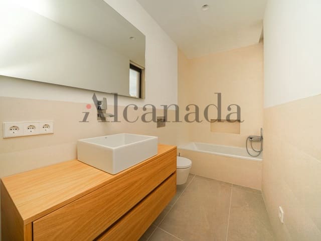 3 soverom Villa til salgs i Platja d'Alcúdia, Alcúdia med svømmebasseng - € 1 680 000 (Ref: 3111576)