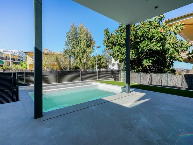 3 soveværelse Villa til salg i Alcudia med swimmingpool - € 1.680.000 (Ref: 3111576)