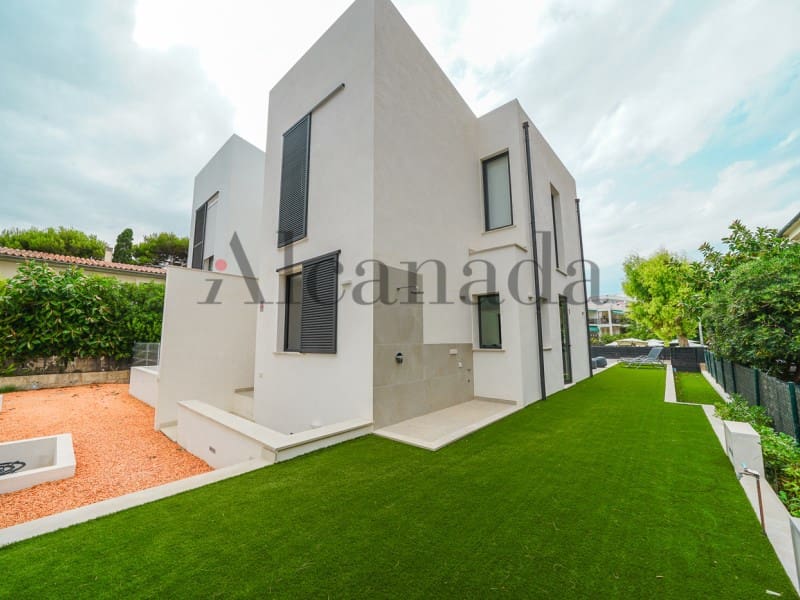 3 soveværelse Villa til salg i Alcudia med swimmingpool - € 1.680.000 (Ref: 3111576)