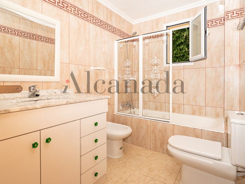 Chalet de 7 habitaciones en Son Serra de Marina en venta con piscina garaje - 985.000 € (Ref: 3111640)