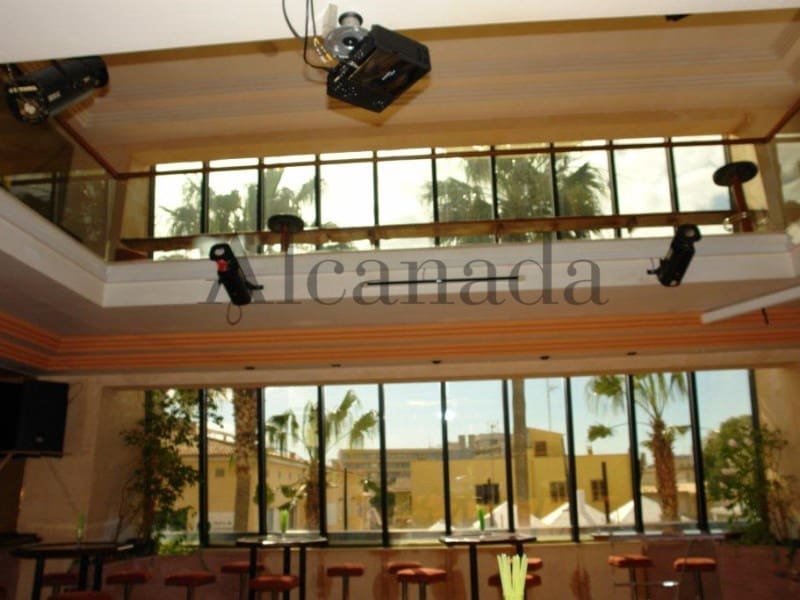 Erhverv til salg i Ca'n Picafort - € 1.900.000 (Ref: 3111664)